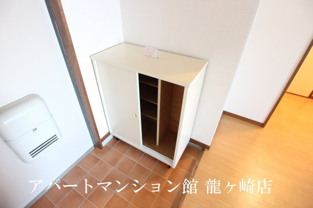 エルディム西Ａの収納