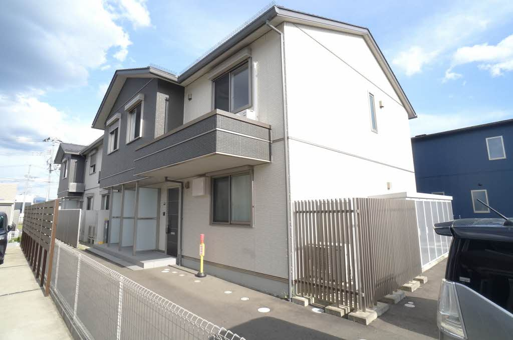 ラ・ペルラ下北沢