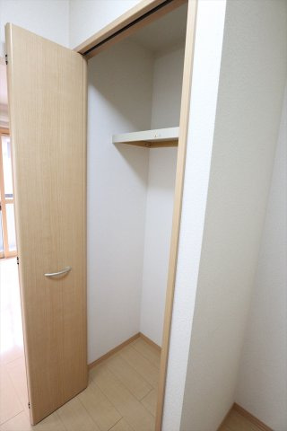 ベルメゾン　Ｂ棟の収納