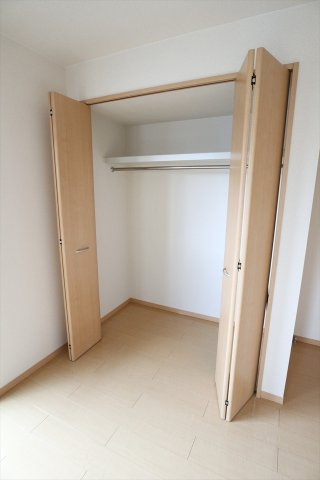 ベルメゾン　Ｂ棟の収納