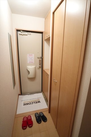 ベルメゾン　Ｂ棟の玄関