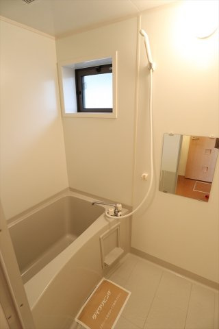 ベルメゾン　Ｂ棟の浴室