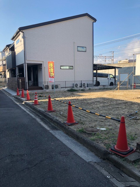 明石市大蔵中町　新築戸建の前面道路含む現地写真