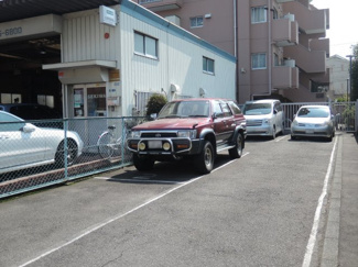 【駐車場】