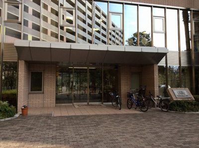 【エントランス】 | ライオンズマンション　セントワーフ横濱　ハーバーコート | 京浜急行電鉄「神奈川新町」駅徒歩3分、「仲木戸」駅徒歩12分！JR京浜東北・JR横浜線「東神奈川」駅徒歩12分の3路線3駅利用可能！