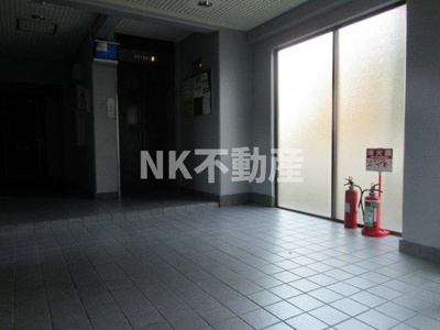 【ロビー】 | シルフィード（瓢箪山賃貸） | 建物の内部です