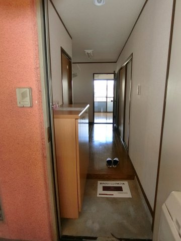 山口ビルの玄関