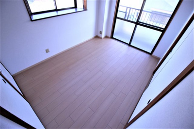 【洋室】 | 上田マンション | ★洋室１★