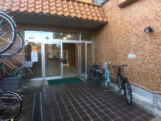 喜多見ハイツのエントランス|喜多見ハイツ