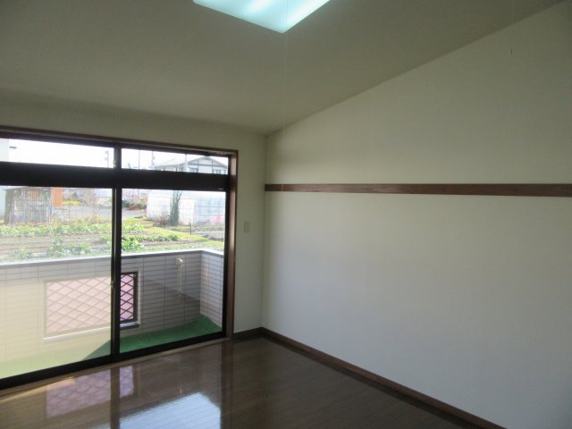 カーサヒューマンAの洋室|きれいな洋室です