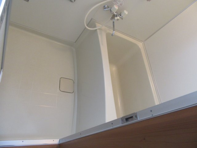 カーサヒューマンAの浴室|日々の疲れを癒すお風呂付です