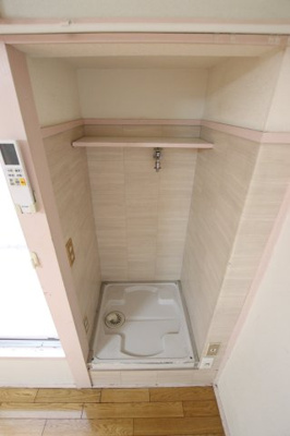 【設備】 | ニュー白樺ハイツ | 室内洗濯機置場