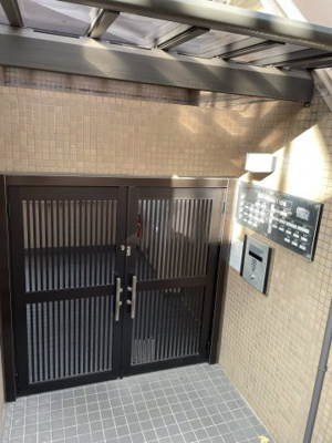 【エントランス】 | ライオンズマンション白楽 | オートロック式