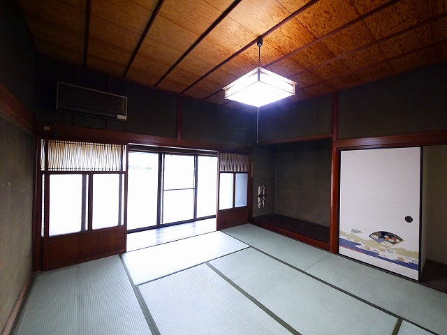 二条大路南5丁目店舗の内装|内装もきれいです