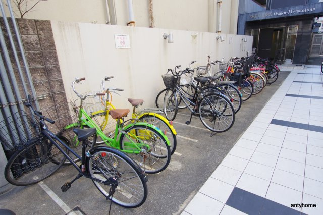 エスティライフ大阪都島　仲介手数料無料の駐車場