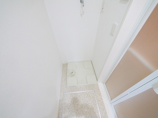 ローレルヒルズ富雄の設備|洗濯機置き場です