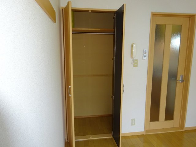 エスポワール壱番館の収納
