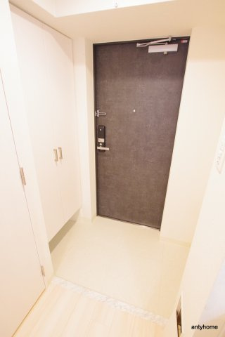 エスリード福島ラグジェ　仲介手数料無料の玄関
