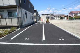 【駐車場】 | フローラルコートE