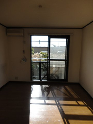 【洋室】 | CRESTOR・MISAKI