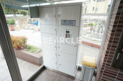 【エントランス】 | ビューハイツ京都山科 | 清潔なエントランスです