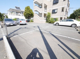 【駐車場】