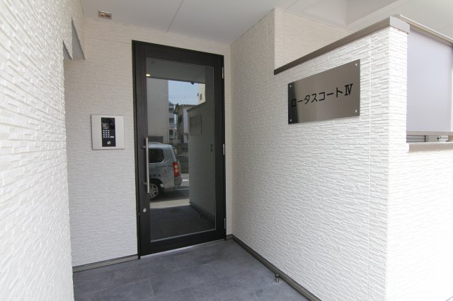 【エントランス】 | ロータスコート４ | オートロック