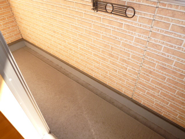 メゾンエスタのバルコニー