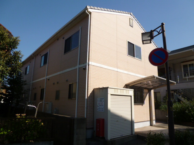 メゾンエスタの外観