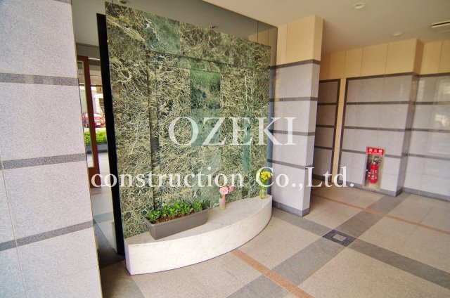 アンビシャスプラッツァ越谷のエントランス