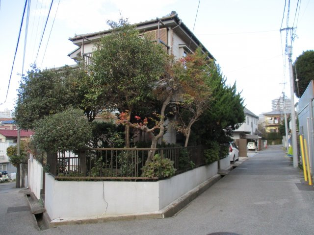 八千代市萱田　中古戸建　南西・南東の角地の外観|八千代市萱田　中古戸建　南西・南東の角地