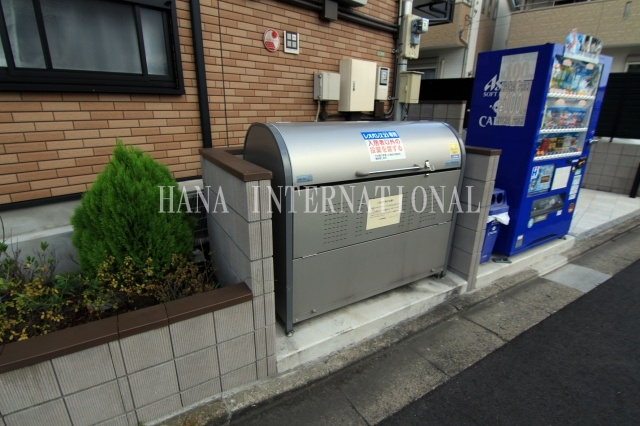 レオネクスト和のエントランス