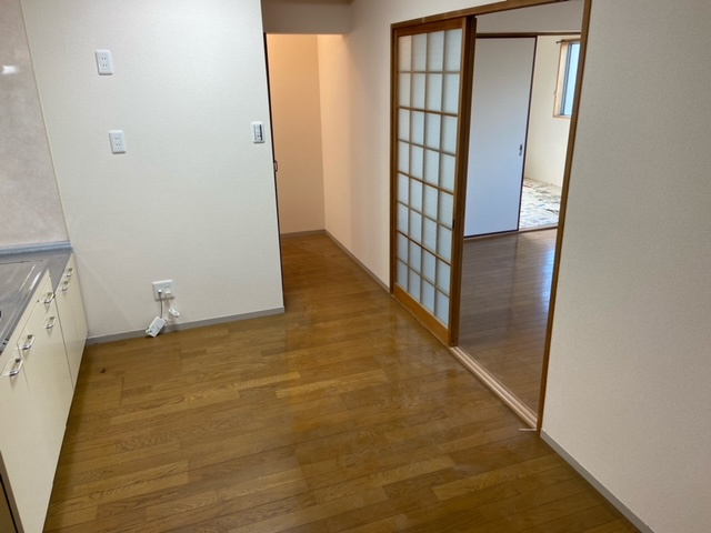 第2藤本ビルの居間・リビング