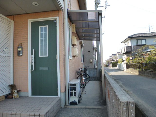 倉敷市白楽町のアパートのその他共用部分|自転車置き場