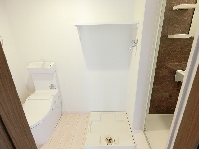 REVE拝島の独立洗面台