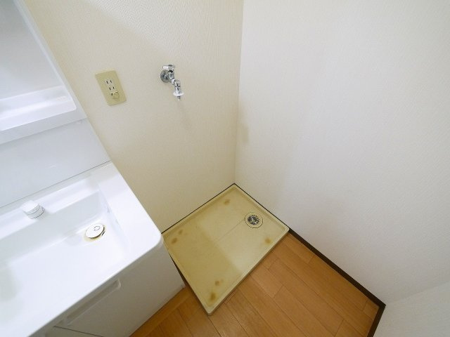 サンロードCの設備|嬉しい室内洗濯機置き場がございます。