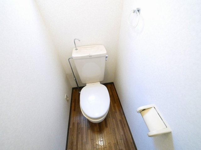 サンロードCのトイレ|落ち着いたトイレです