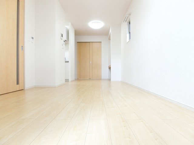 ソレアード・ニシキⅡの居間・リビング