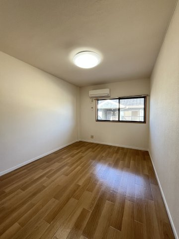 コルキスソードの洋室