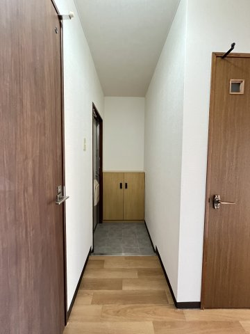 コルキスソードの玄関