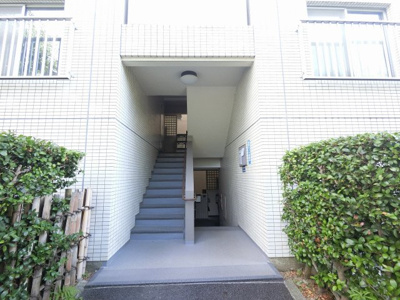 【エントランス】 | 東寺尾ヒルズ84