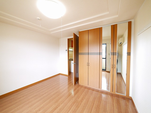 レジェンドール　西の京の居間・リビング|使いやすい居間です