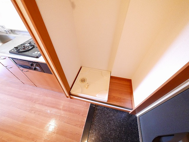 レジェンドール　西の京の設備|室内洗濯機置き場