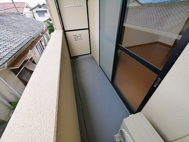 レジェンドール　西の京のバルコニー|落ち着いた時間を過ごせるバルコニーです