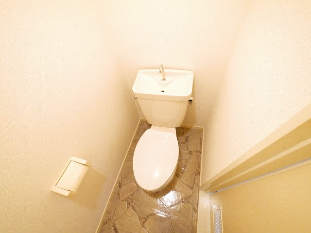 サニーハイツ六条のトイレ|トイレも気になるポイント