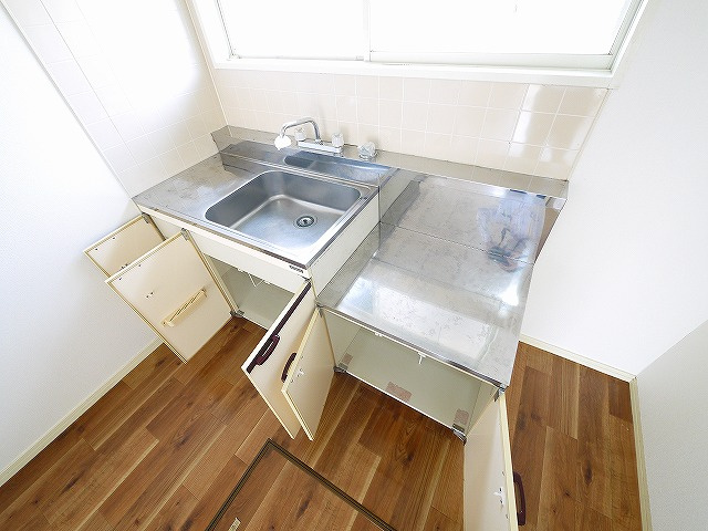 サニーハイツ六条のキッチン|使いやすいキッチンです