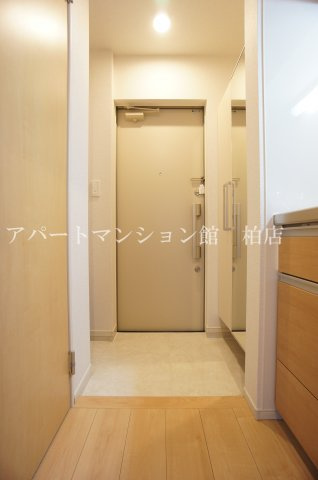 アイリス関場の玄関