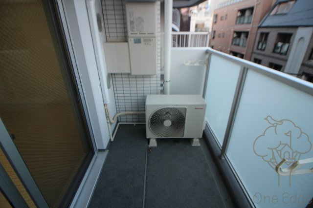 ALZA東天満のバルコニー