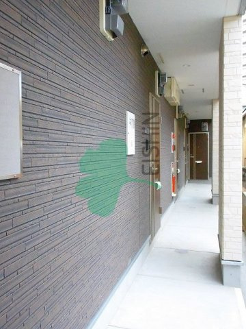 ハーモニーテラス筥松のエントランス