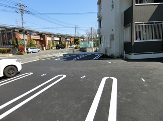 【駐車場】 | いつでも目の届く敷地内に駐車場があります♪荷物がかさばりがちなお買物にも、敷地内駐車場があると便利ですよね☆